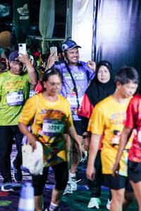 BIB: 
                            <button type="button" onclick="openModal(26350768)" class="btn btn-primary btn-sm float-right btn-popup" data-toggle="modal" data-target=".modal-high-quality">
                        <i class="fas fa-shopping-cart"></i> Add to Cart
                    </button>
                                            <button type="button" onclick="isThisMe(26350768, true)" class="btn btn-success btn-sm float-right btn-popup btn-isme hidden" data-toggle="tooltip" data-placement="bottom" title="นี่คือรูปของคุณใช่ไหม คลิกที่นี่เพื่อเอาเข้าอัลบั้ม">
                        <i class="fas fa-plus"></i> Add to album
                    </button>
                    <button type="button" onclick="isThisMe(26350768, false)" class="btn btn-warning btn-sm float-right btn-popup btn-isnotme hidden">
                        <i class="fas fa-ban"></i> Remove from album
                    </button>